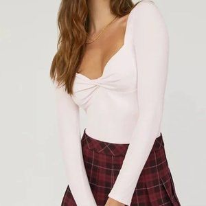 Aritzia Sunday Best Lula top - Size S, Cream